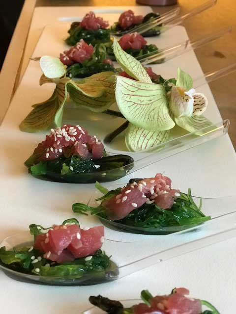 Ahi-and-seaweed.jpg